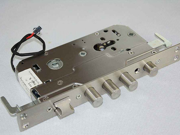 平坝24小时上门开锁公司